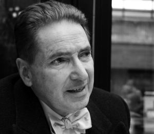 Professor Dr. iur. et phil. Alfred de Zayas  (Bild thk)