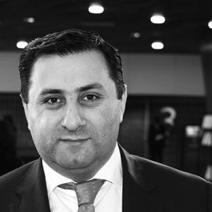 Samvel Farmanyan (MP) (Bild thk)