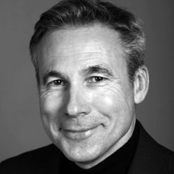 Nationalrat Adrian Amstutz (Bild: www.parlament.ch)